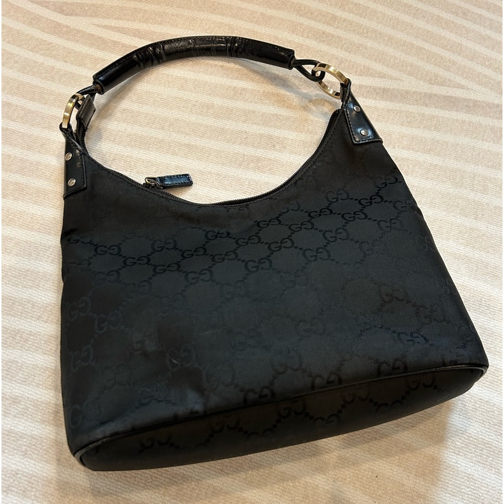 Authentic Gucci Bag || Black Logo Shoulder bag